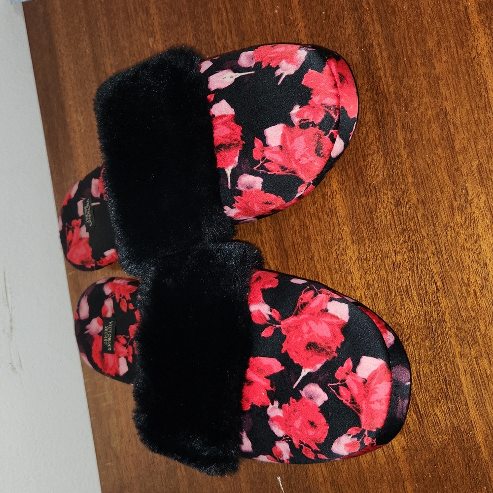 Victoria's Secret Roses Slippers